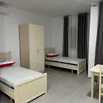 Apartamento Zyle Velipojë